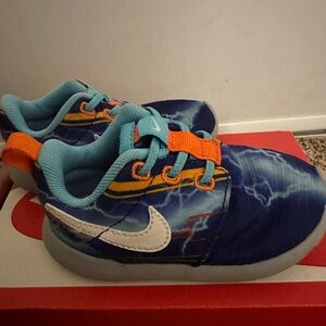 Nike Kids Electric Blue and Orange Sneakers